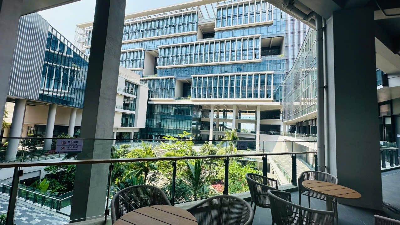 Sân hiên cà phê & ẩm thực ngoài trời