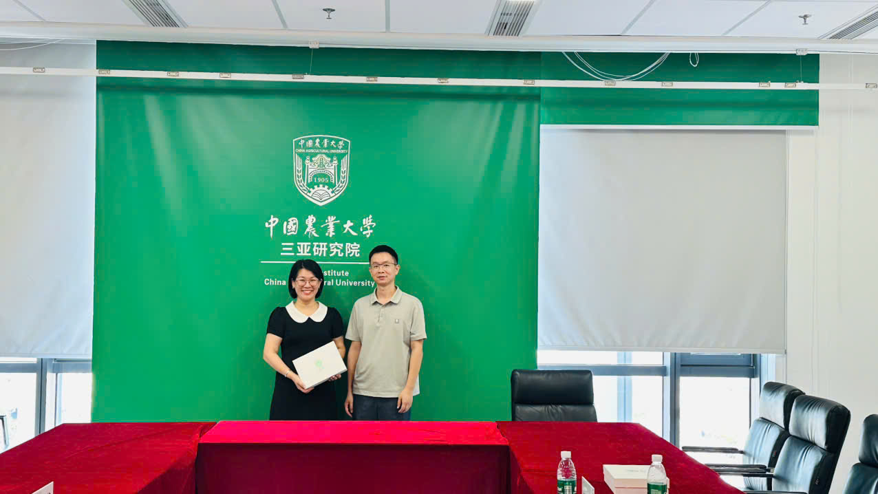 Làm việc tại Viện Nghiên Cứu Tam Á CAU